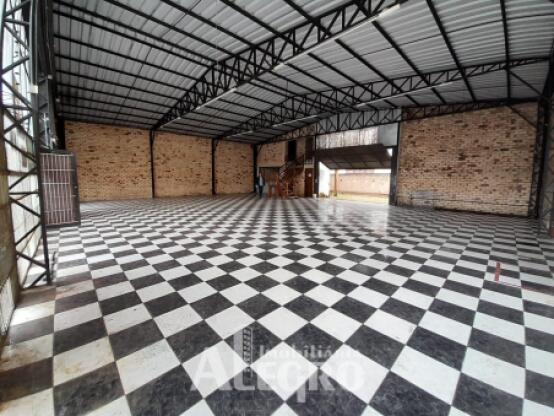 Pavilhão comercial